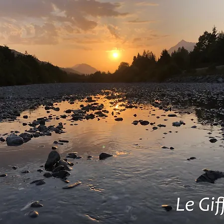 - La Combe - Entre Lacs Et Montagnes Verchaix
